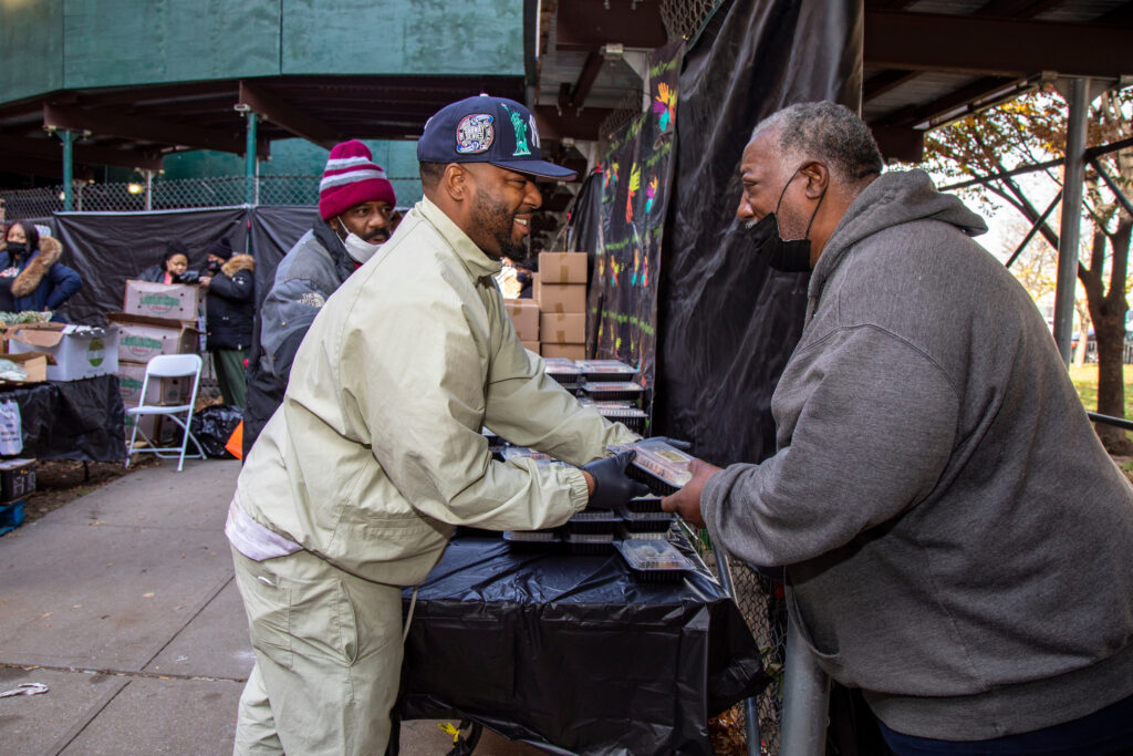 Thanksgiving meals distribution